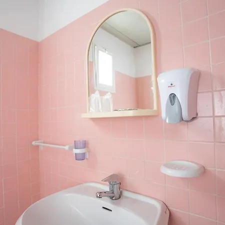 Kelly Отель Римини