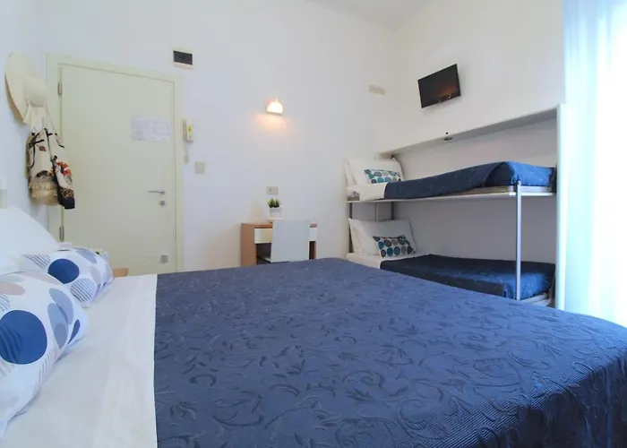 Kelly 2* ريميني